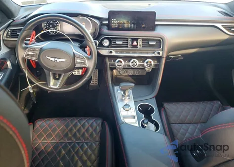 2022 Genesis G70 Base z USA, uszkodzony, nr VIN KMTG54TE8NU096847